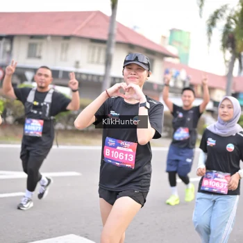Runner Photo 3990100