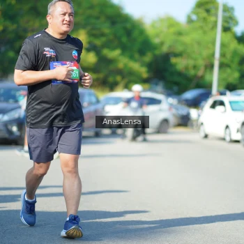 Runner Photo 3990275