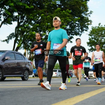 Runner Photo 3990513
