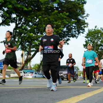 Runner Photo 3990557