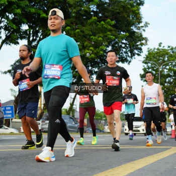 Runner Photo 3990560