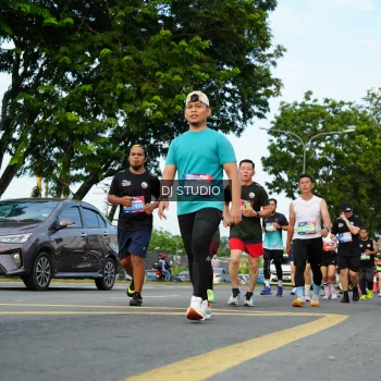 Runner Photo 3990615