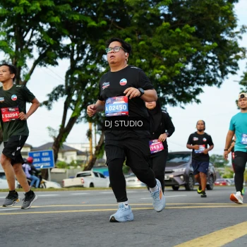 Runner Photo 3990616