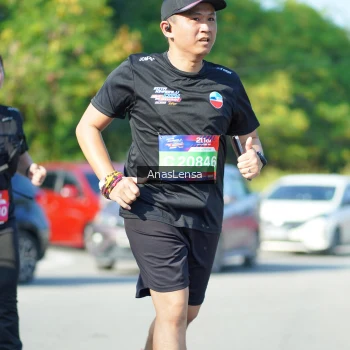 Runner Photo 3990666