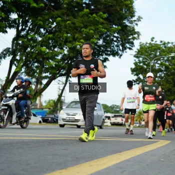 Runner Photo 3990758