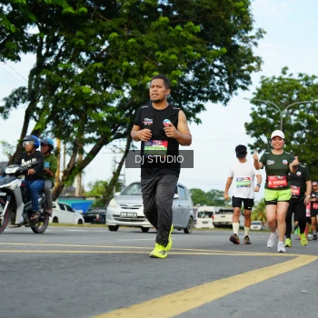 Runner Photo 3990778