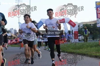 Runner Photo 399094