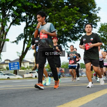 Runner Photo 3990971