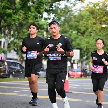 Runner Photo 3991075
