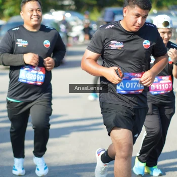 Runner Photo 3991759