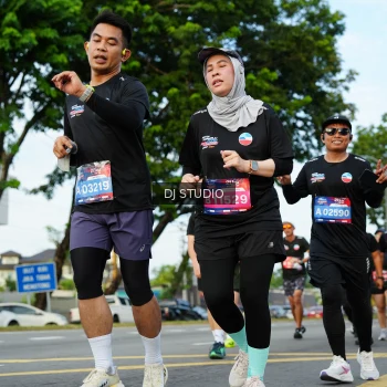 Runner Photo 3991860