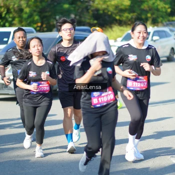 Runner Photo 3992016