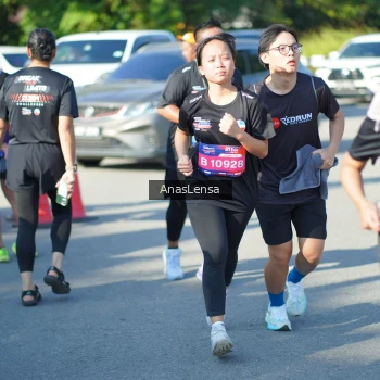 Runner Photo 3992024