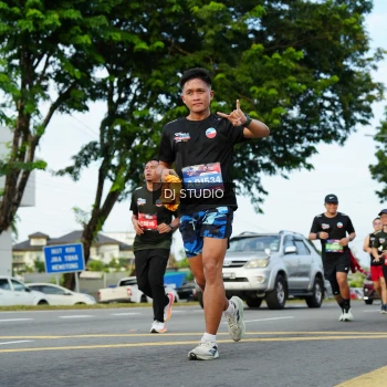 Runner Photo 3992045