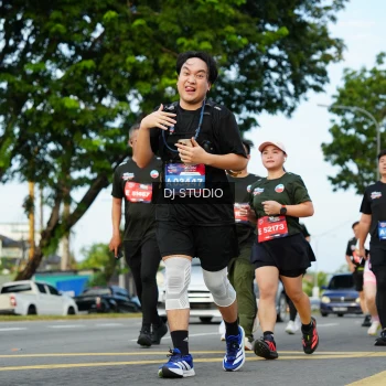 Runner Photo 3992335
