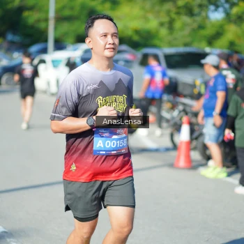 Runner Photo 3992592