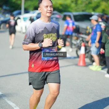 Runner Photo 3992593