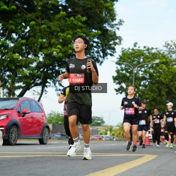 Runner Photo 3992684