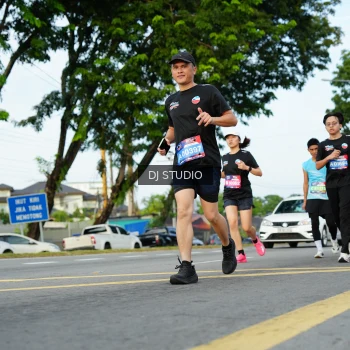 Runner Photo 3992795