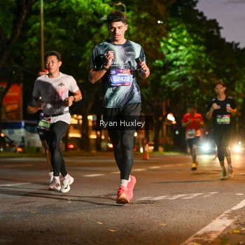 Runner Photo 3993011