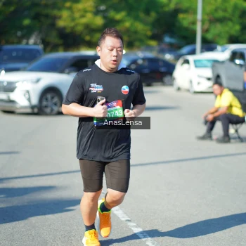 Runner Photo 3993050