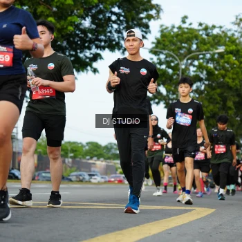 Runner Photo 3993105