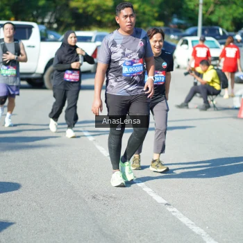 Runner Photo 3993365