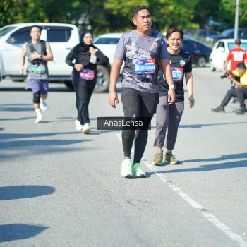 Runner Photo 3993380