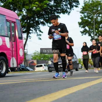 Runner Photo 3993596