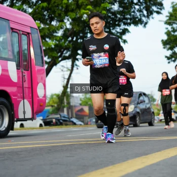 Runner Photo 3993618