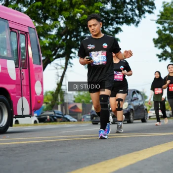 Runner Photo 3993622