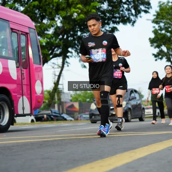 Runner Photo 3993629
