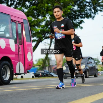 Runner Photo 3993634