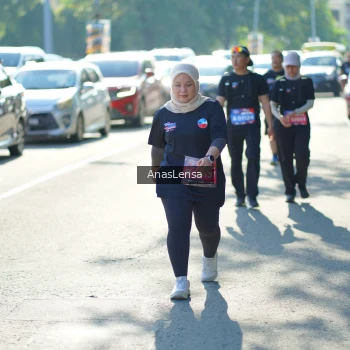 Runner Photo 3993671