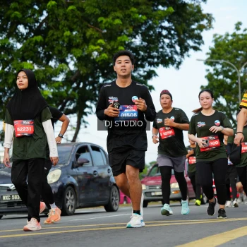 Runner Photo 3993765