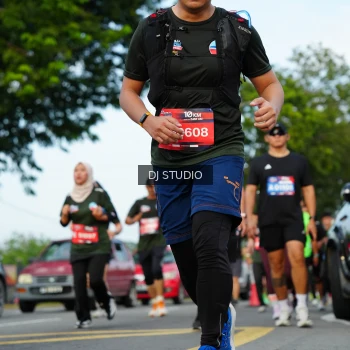 Runner Photo 3993936