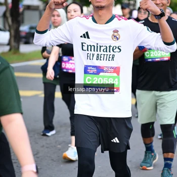Runner Photo 3993980