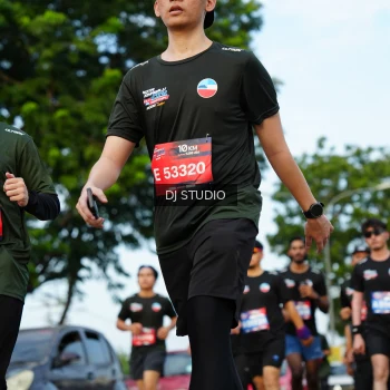 Runner Photo 3993984