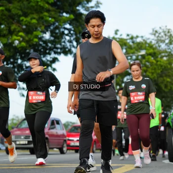 Runner Photo 3994032