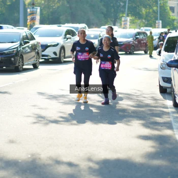 Runner Photo 3994086