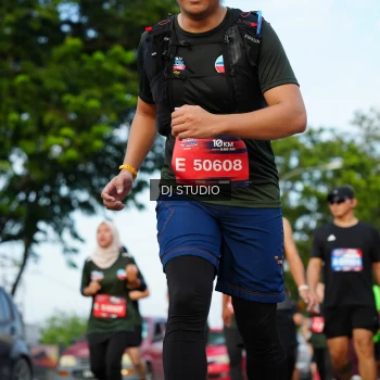 Runner Photo 3994110