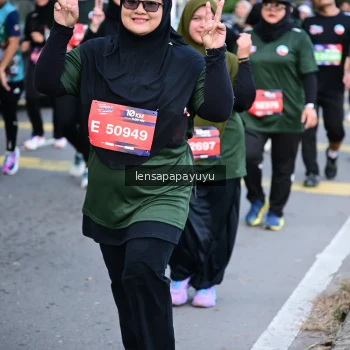 Runner Photo 3994115