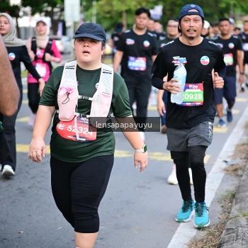 Runner Photo 3994147