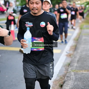Runner Photo 3994179