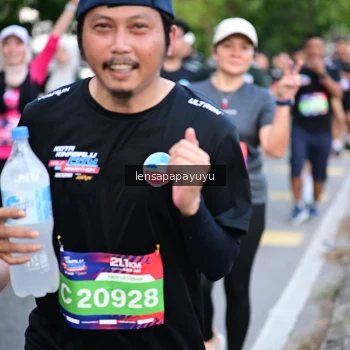 Runner Photo 3994194