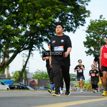 Runner Photo 3994251