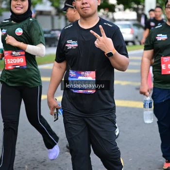 Runner Photo 3994252