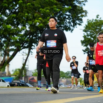 Runner Photo 3994273