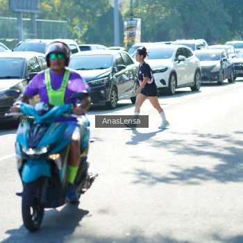 Runner Photo 3994275