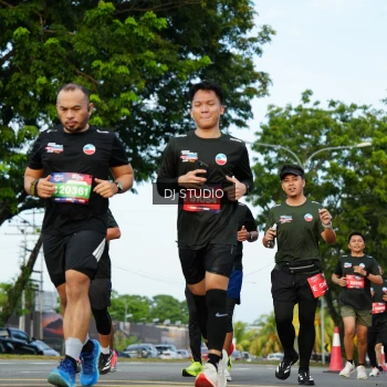 Runner Photo 3994295